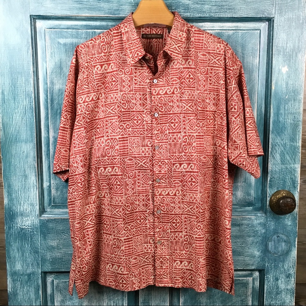 Tori Richard Red Geometric Print Short Sleeve Button-Down Shirt